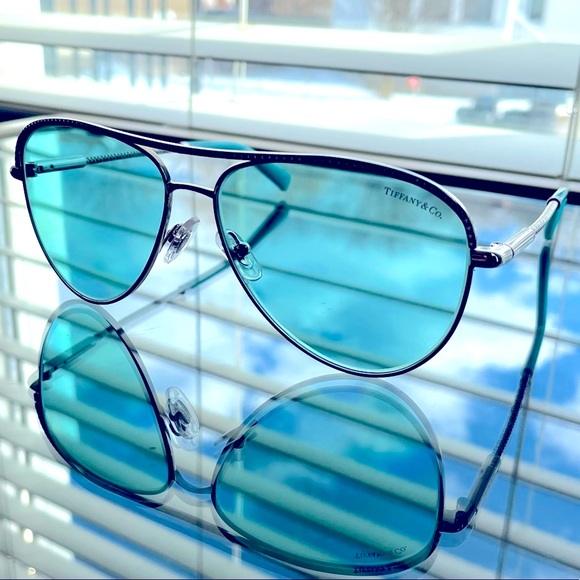 Tiffany & Co. Accessories - ❌SOLD❌ New TIFFANY & CO Diamond Point Sunglasses